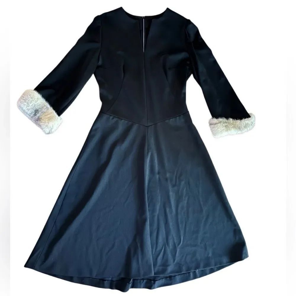 Women's Black V Neck Dress w/ Faux Fur Arm Sleeve Game Of Thrones Size Medium